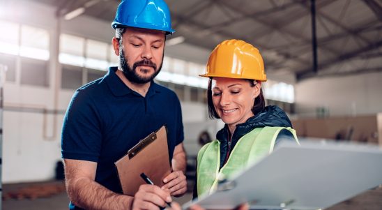 Zawarcie Umów Operacyjnych w ramach produktu finansowego „Pożyczka na wsparcie producentów instalacji i urządzeń do wytwarzania energii z OZE oraz podzespołów do tych urządzeń”