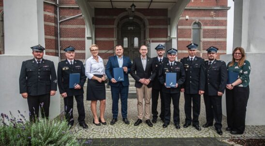 Ponad 2,7 mln zł unijnego dofinansowania na wozy strażackie i sprzęt dla OSP