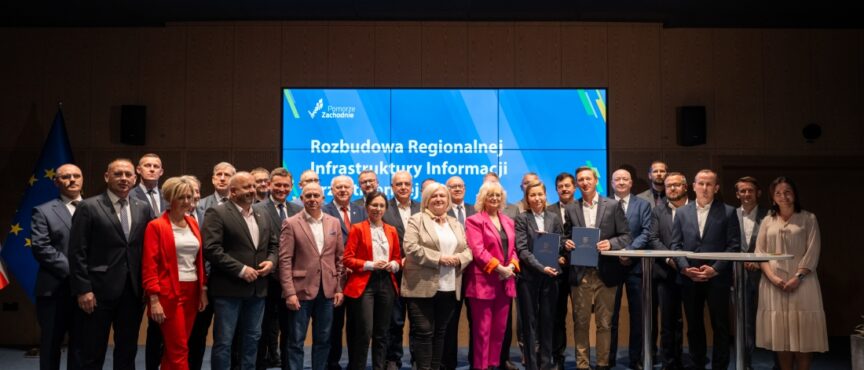 Pomorze Zachodnie inwestuje w e-usługi. Urzędowe procedury bez wychodzenia z domu