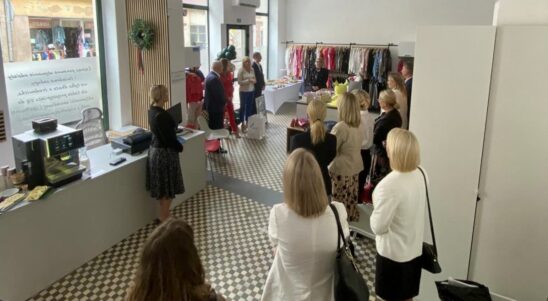 Nowe usługi w ZAZ. Z unijnym wsparciem w Wałczu otwiera się sklep charytatywny