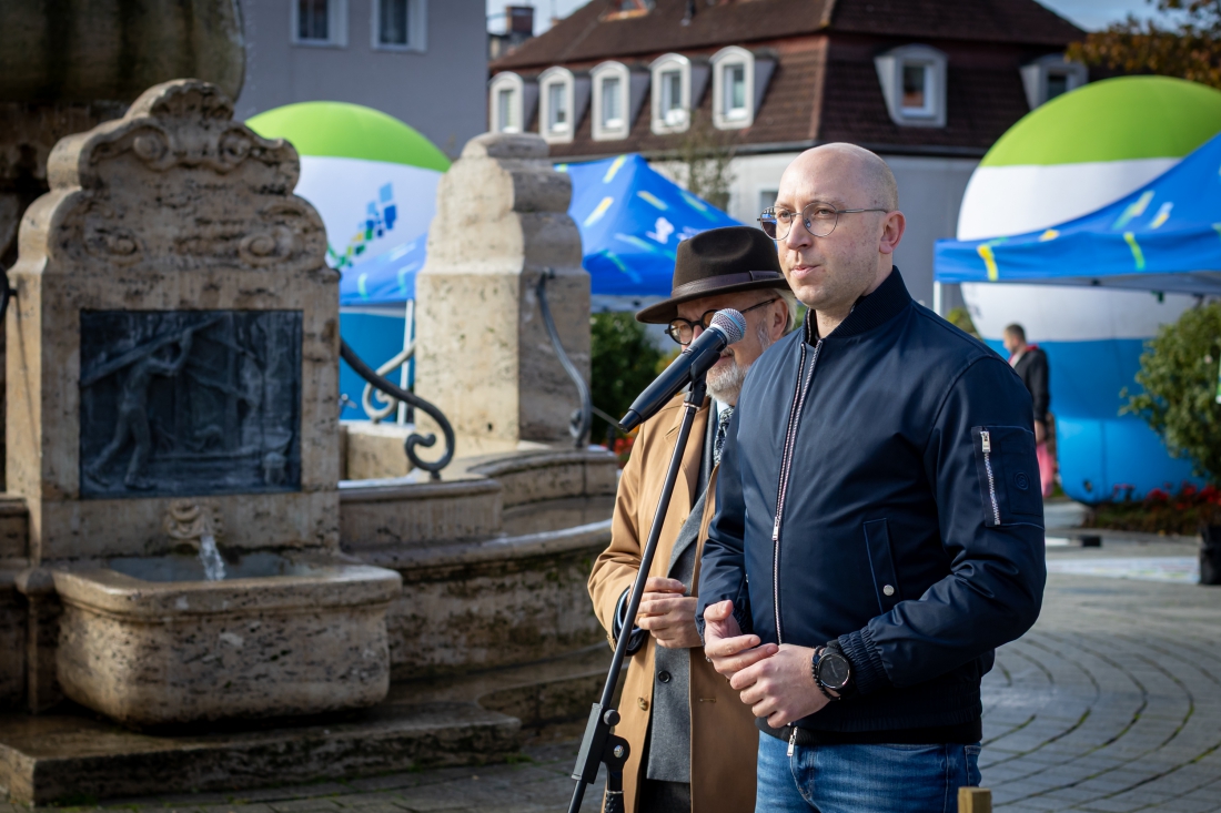 Wicemarszałek Województwa Zachodniopomorskiego Jakub Kowalik podczas festynu z okazji zakończenia przebudowy DW203 przypomniał, że to kluczowa trasa dla regionalnej turystyki, a jej modernizacja zapewni większe bezpieczeństwo i komfort podróżnym...