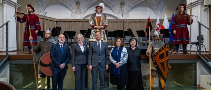 Zamek. Nowa historia. Wielkie Otwarcie