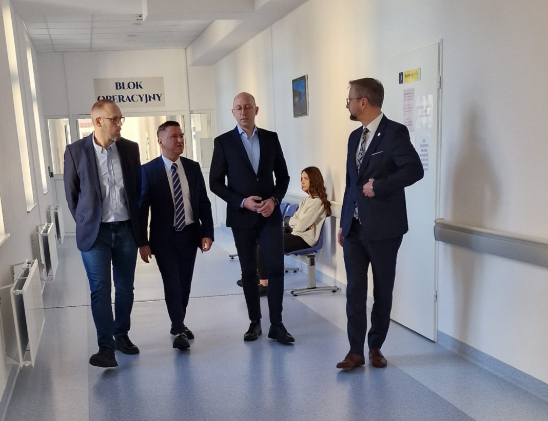 - To kolejny krok w stronę zwiększenia dostępności i efektywności świadczeń zdrowotnych w naszym regionie - mówi wicemarszałek Jakub Kowalik...