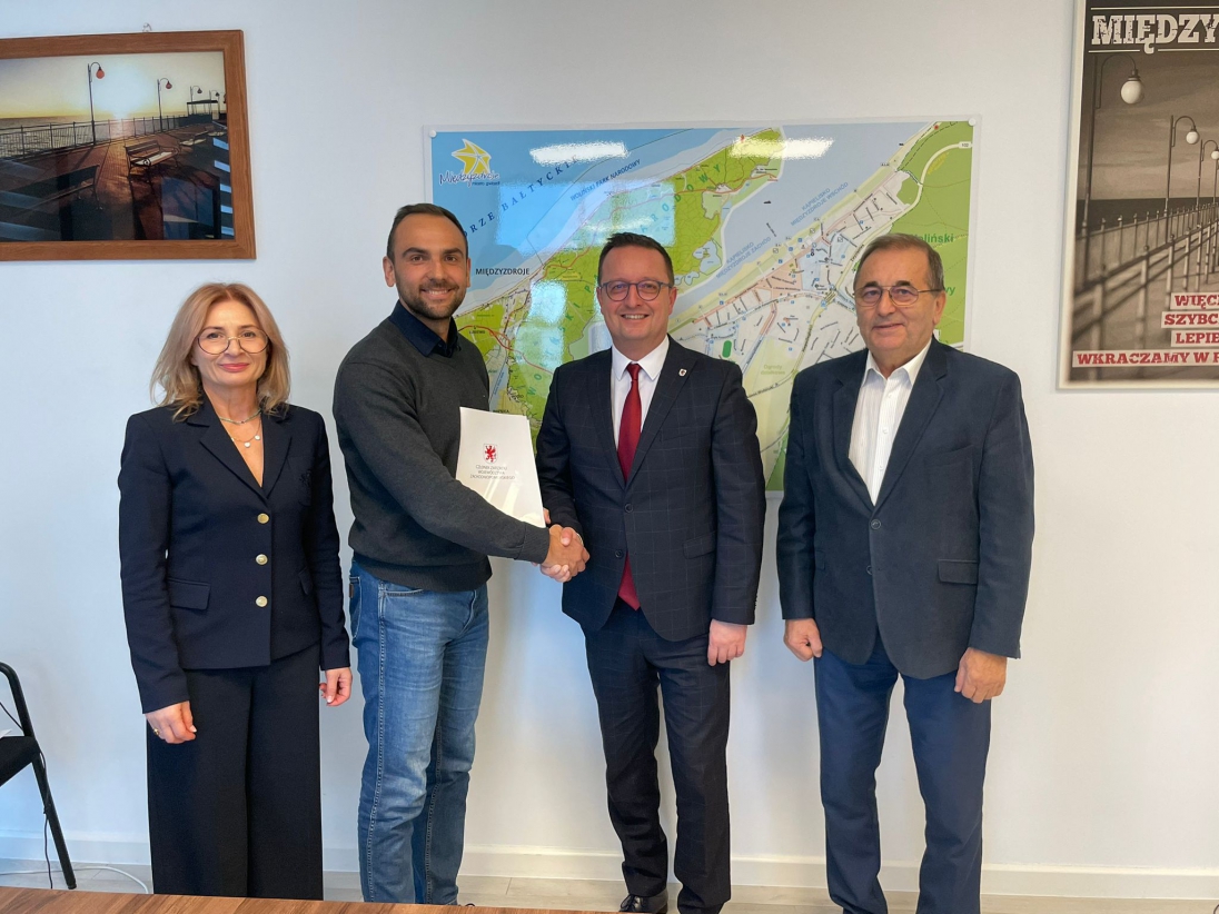 Powstanie nowoczesne centrum przesiadkowe w Wapnicy