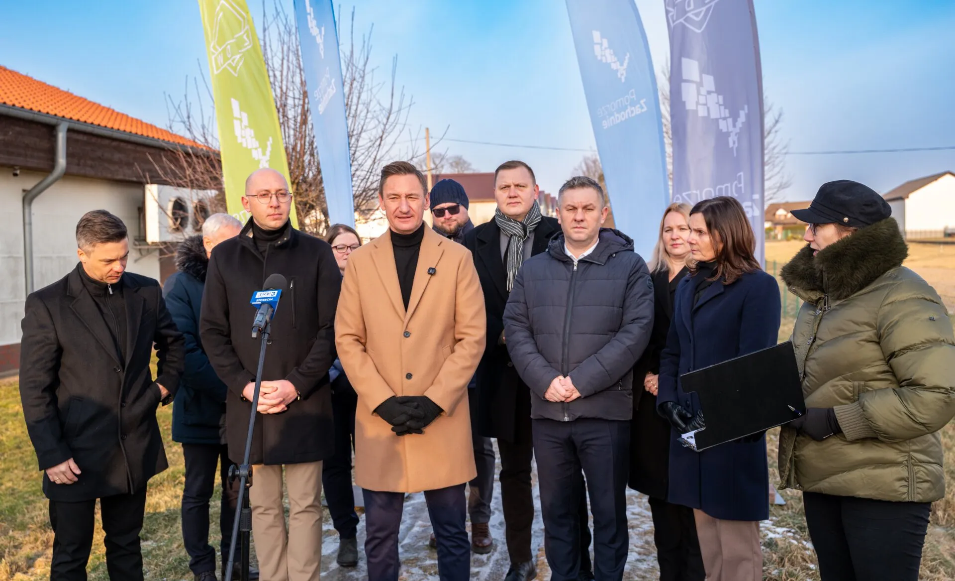 sinborb65 Marszałek województwa Olgierd Geblewicz i wicemarszałek Jakub Kowalik uczestniczyli w uroczystym przekazaniu placu budowy trasy rowerowej Golczewo-Upadły....