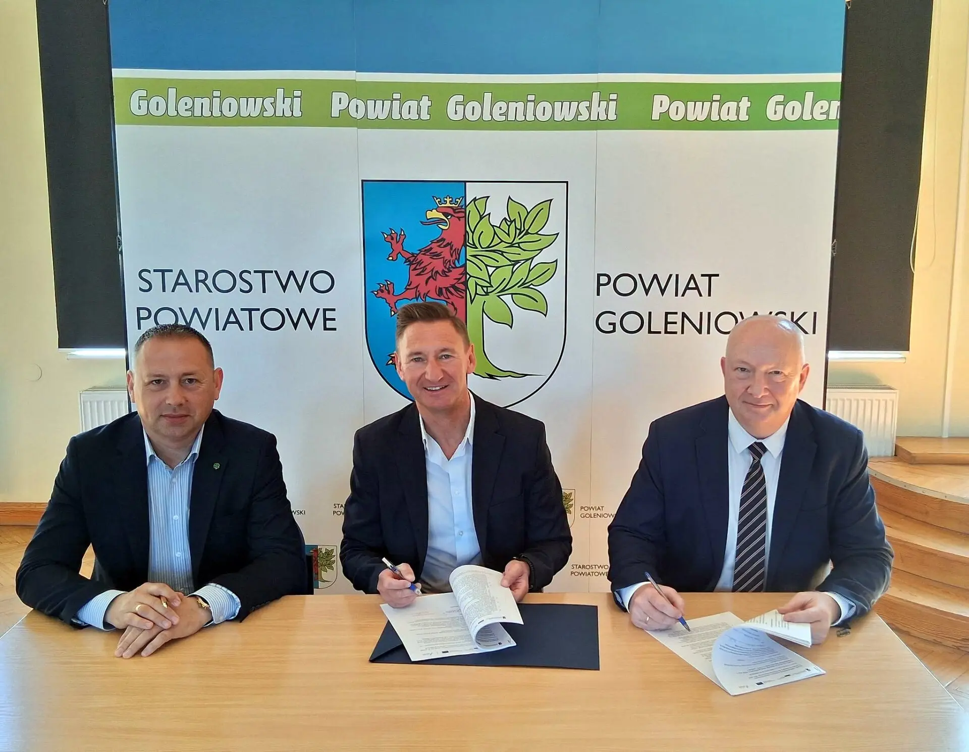 Sprawniejsza komunikacja na trasie Goleniów-Rurzyca. Remont drogi powiatowej z europejskim wsparciem