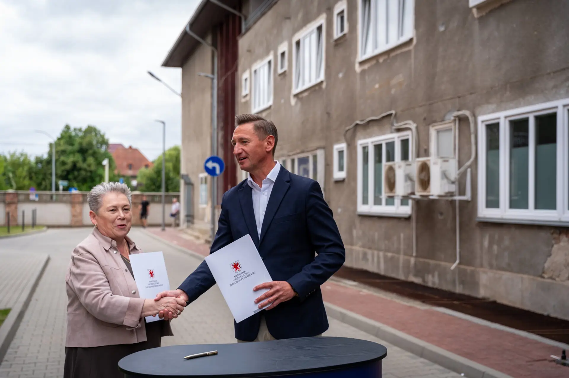 Podpisana umowa oznacza przyznanie ponad 60-milionowego wsparcia funduszami europejskimi na modernizację budynku „B