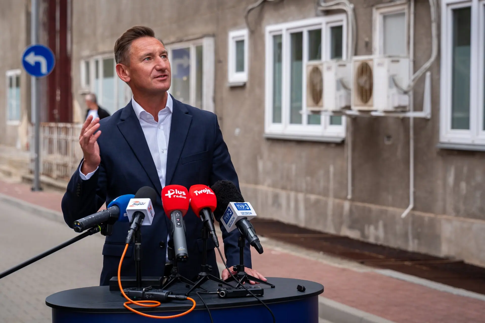 Marszałek województwa Olgierd Geblewicz wziął udział w konferencji prasowej poświęconej kolejnej ważnej inwestycji w Szpitalu Wojewódzkim w Szczecinie....