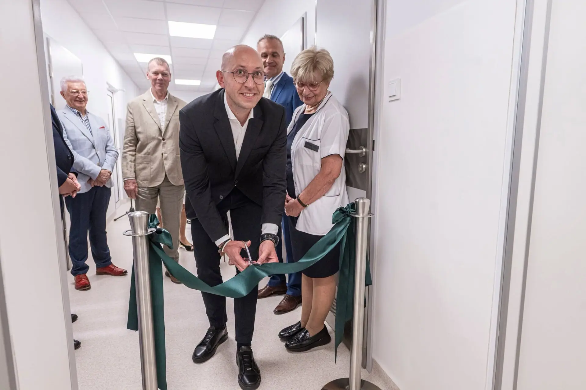 Inwestycja na koszalińskiej kardiologii objęła zakup sprzętu i wyposażenia oraz modernizację Pracowni Hemodynamiki....