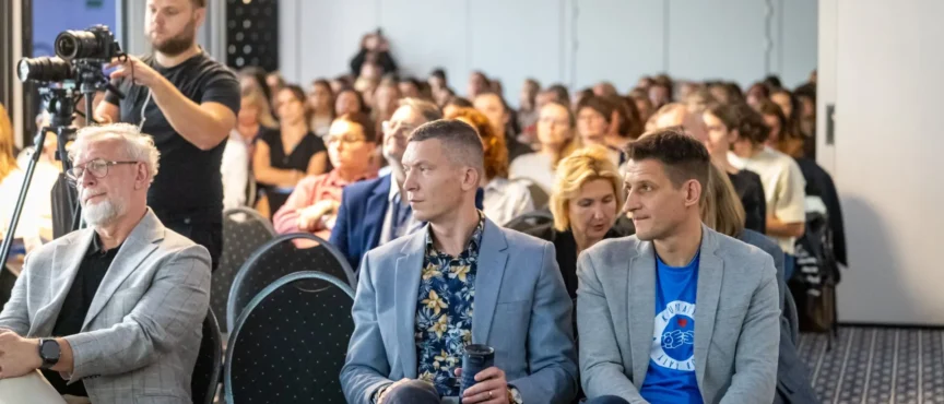 „Bycie tatą jest fajne”. Pierwsza taka dyskusja o współczesnym ojcostwie i potrzebach rodzin w regionie