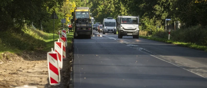 Pomorze Zachodnie przyspiesza modernizację dróg wojewódzkich. Duże inwestycje na DW 163
